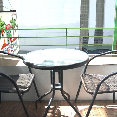 Enrico Hostel Patong Extérieur photo