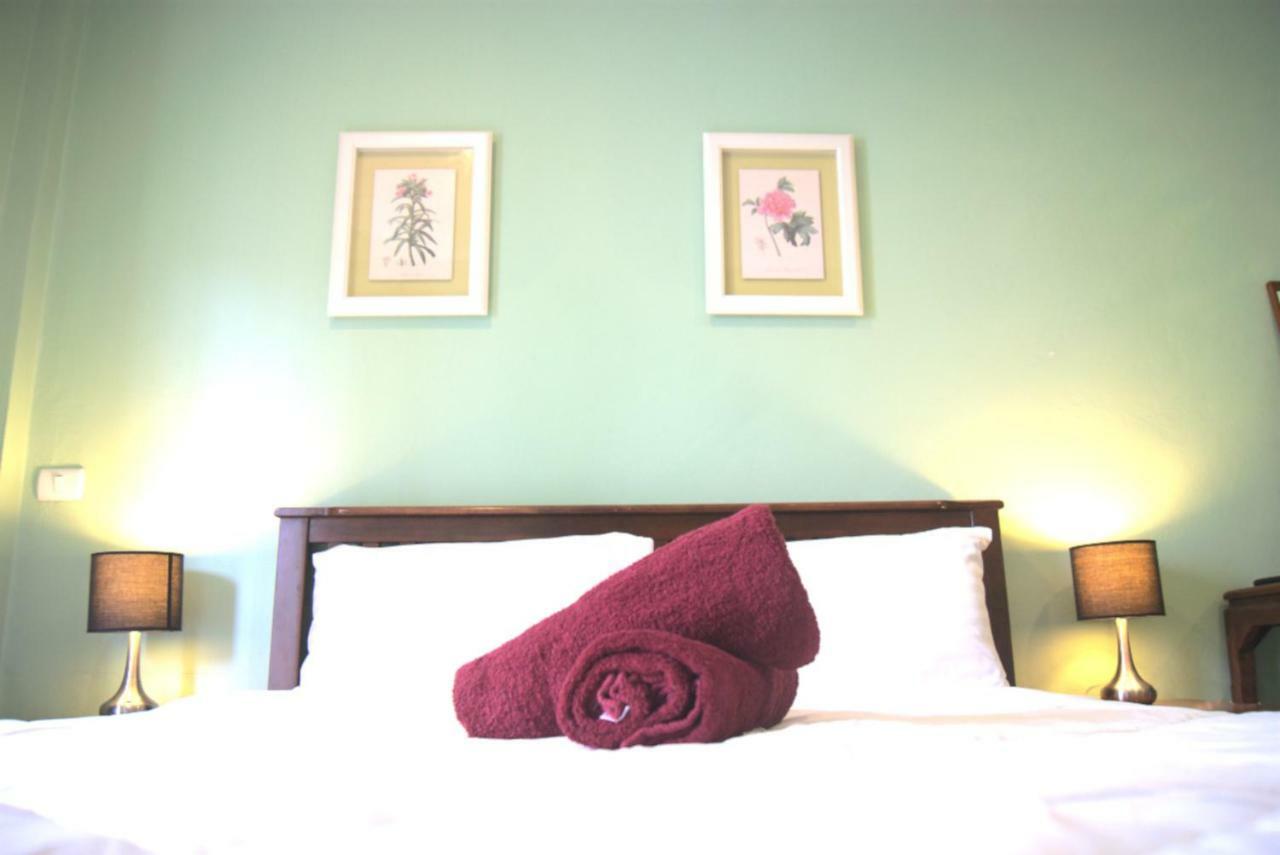 Enrico Hostel Patong Extérieur photo