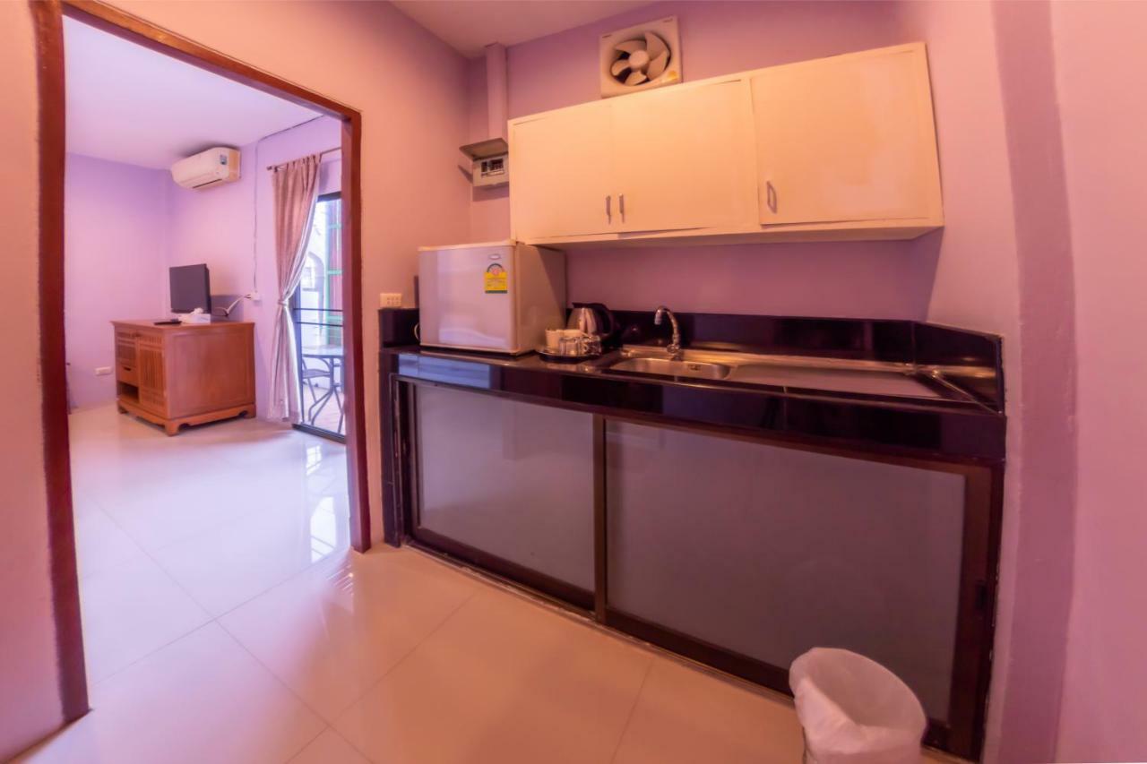 Enrico Hostel Patong Extérieur photo