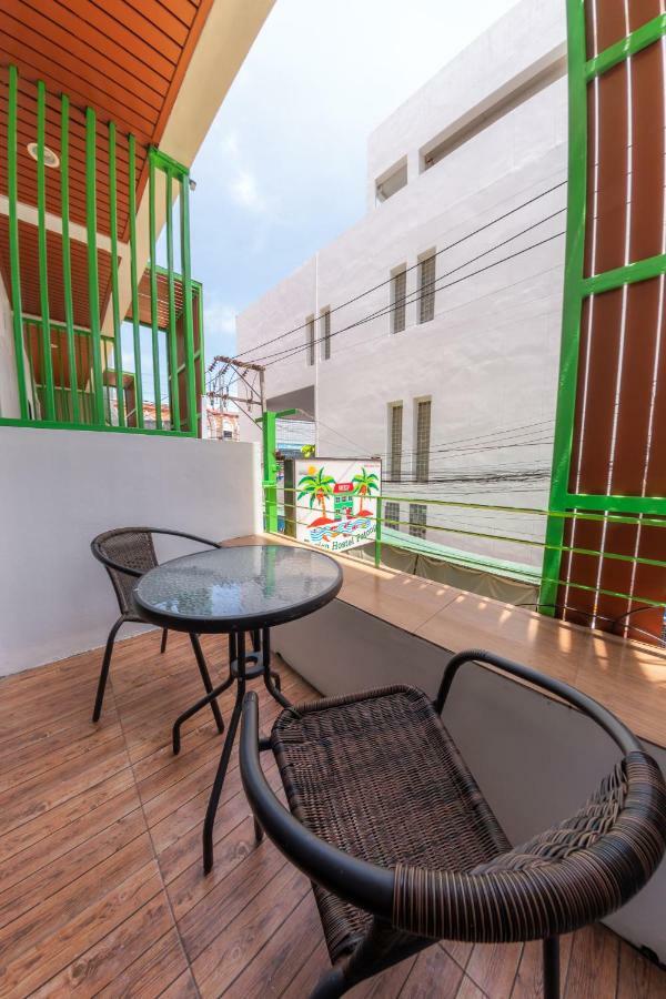 Enrico Hostel Patong Extérieur photo