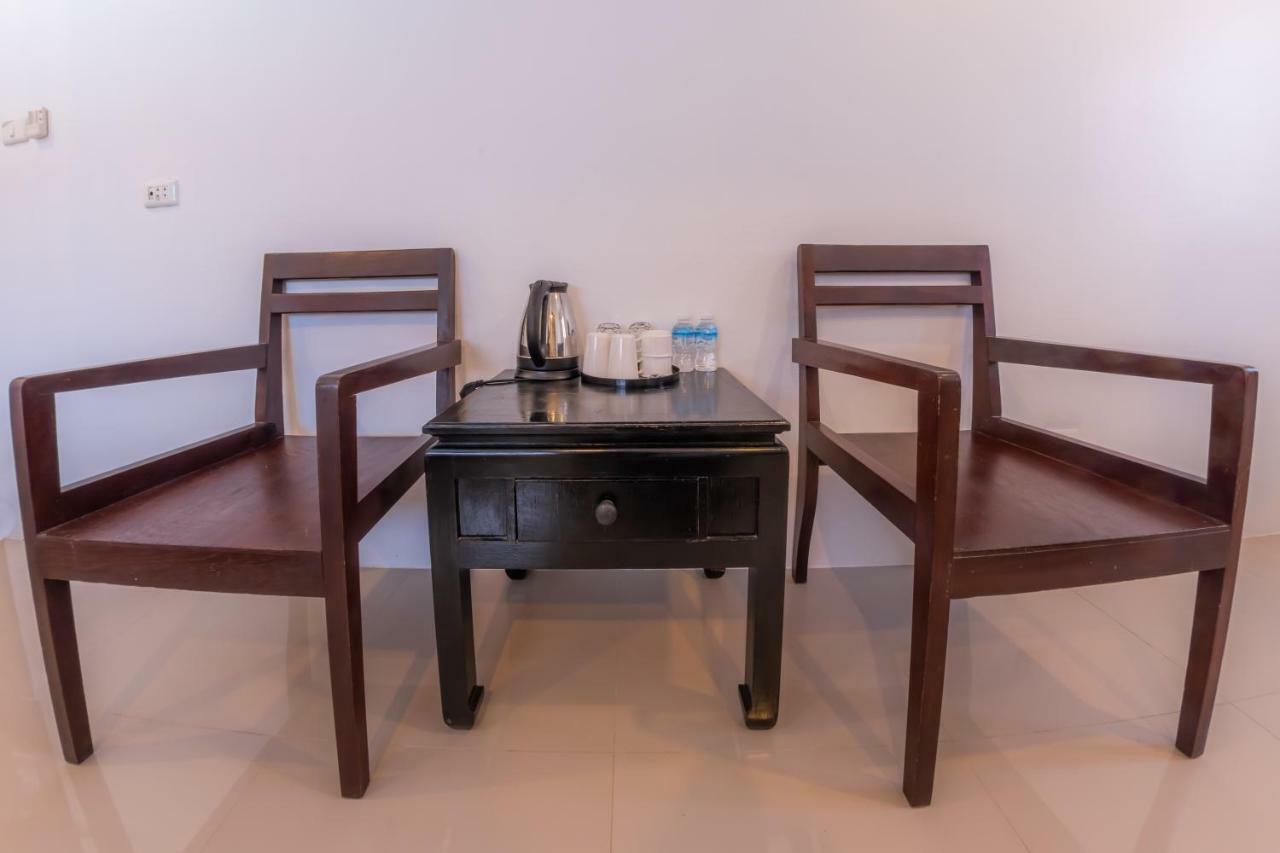 Enrico Hostel Patong Extérieur photo