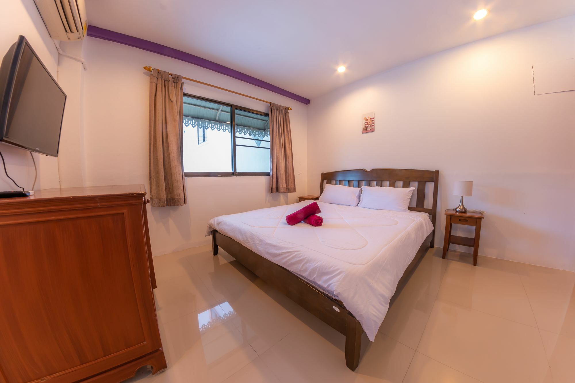 Enrico Hostel Patong Extérieur photo